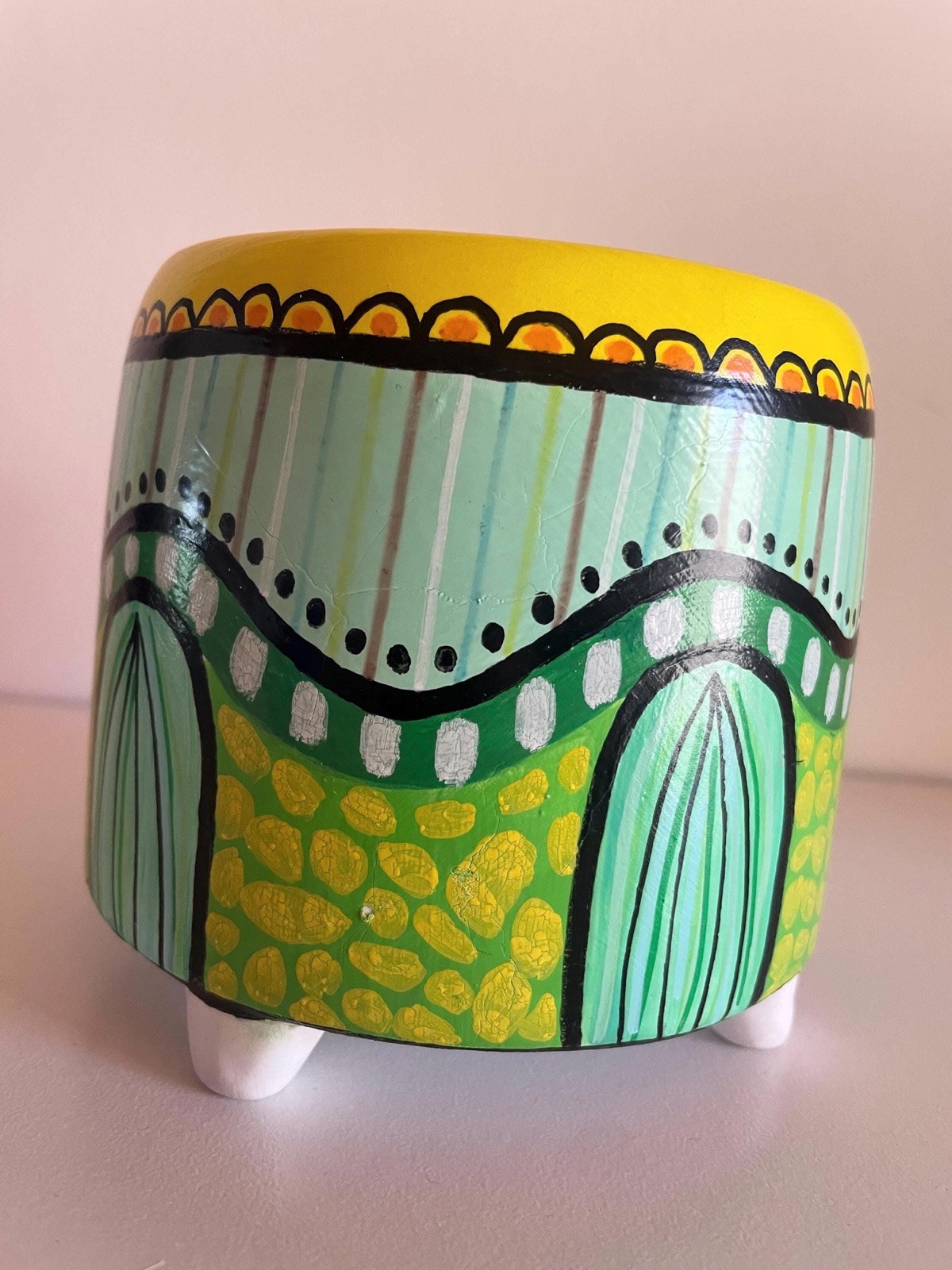 Œuvre originale Cache-pot Bohème Jade par Sanja Sodic – Vases & Pots.